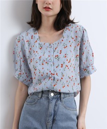 花柄パフスリーブシャツ