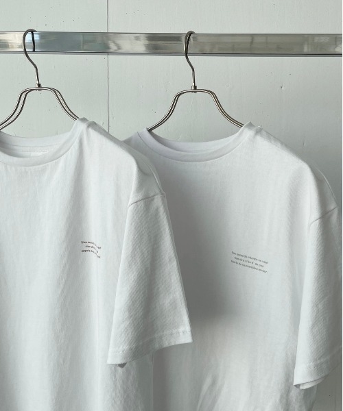 flaner（フラネ）の「ルーズグラフィックTee【ユニセックス対応】（Tシャツ/カットソー・レディース・グリーン/モカ・MEDIUM/LARGE）」の12枚目の写真