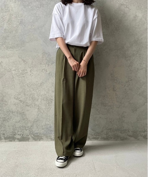 flaner（フラネ）の「ルーズグラフィックTee【ユニセックス対応】（Tシャツ/カットソー・レディース・グリーン/モカ・MEDIUM/LARGE）」の14枚目の写真