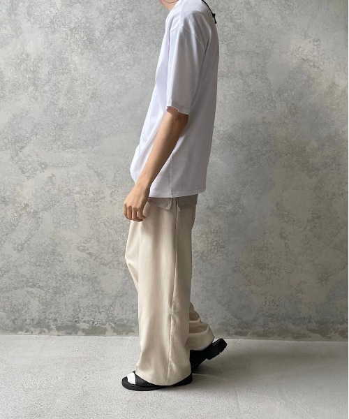 flaner（フラネ）の「ルーズグラフィックTee【ユニセックス対応】（Tシャツ/カットソー・レディース・グリーン/モカ・MEDIUM/LARGE）」の19枚目の写真