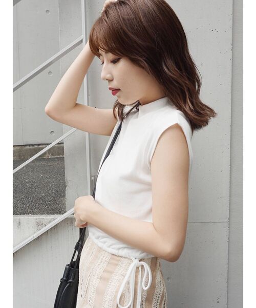 MERCURYDUO（マーキュリーデュオ）の「ピグメントクロップドカットソー（Tシャツ/カットソー・レディース・ベージュ/ミント/オフホワイト/ブラック・FREE）」の21枚目の写真