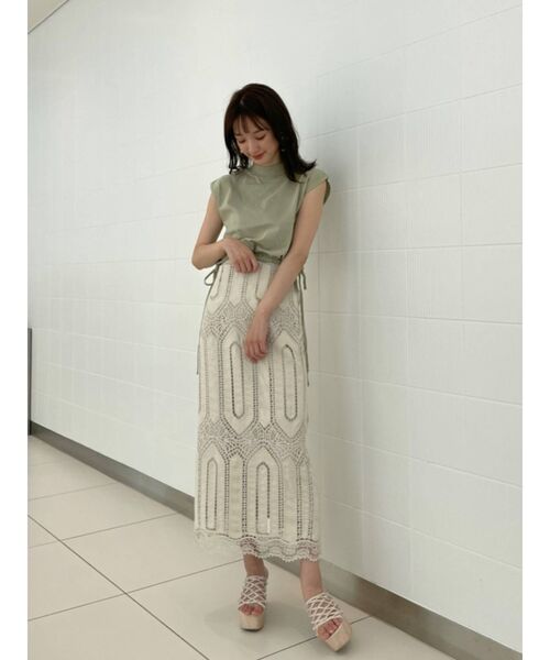 MERCURYDUO（マーキュリーデュオ）の「ピグメントクロップドカットソー（Tシャツ/カットソー・レディース・ベージュ/ミント/オフホワイト/ブラック・FREE）」の22枚目の写真