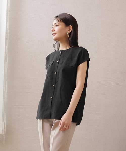 Emilyan（エミリアン）の「【テンセルリネン】タックフレアーシャツブラウス（シャツ/ブラウス・レディース・ブラック/ベージュ/オレンジ・9号）」の2枚目の写真