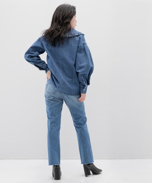 LOWRYS FARM(ローリーズファーム)の「BIGカラーデニムジャケシャツ 214822(シャツ/ブラウス・レディース・ブラック/ブルー・FREE)」の15枚目の写真