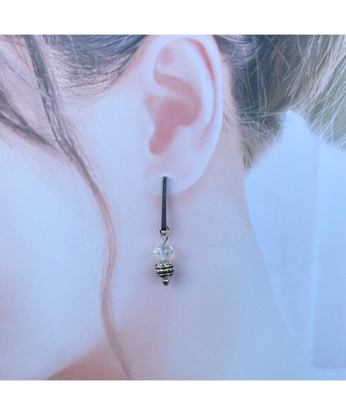 tone(トーン)の「【-lensa-】ガラスカットビーズの輝くシンプルピアス(MA)(ピアス(両耳用)・レディース・シルバー・FREE)」の3枚目の写真