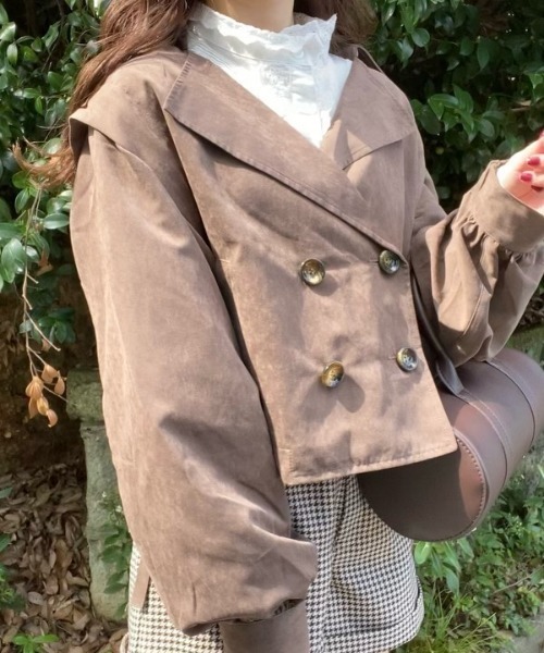 Mysa&Liina（ミーサリーナ）の「トレンチ×ジレベスト　2WAYライトアウター（トレンチコート・レディース・ブラウン/アイボリー/グレイッシュベージュ・M）」の10枚目の写真