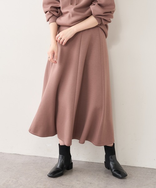 natural couture（ナチュラルクチュール）の「ふわもちラテAラインスカート（スカート・レディース・ブラック/アイボリー/グレイッシュベージュ/ピンクベージュ・FREE）」の6枚目の写真