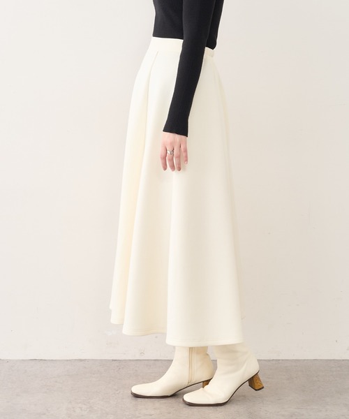 natural couture（ナチュラルクチュール）の「ふわもちラテAラインスカート（スカート・レディース・ブラック/アイボリー/グレイッシュベージュ/ピンクベージュ・FREE）」の9枚目の写真