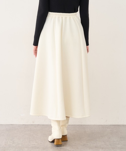 natural couture（ナチュラルクチュール）の「ふわもちラテAラインスカート（スカート・レディース・ブラック/アイボリー/グレイッシュベージュ/ピンクベージュ・FREE）」の13枚目の写真