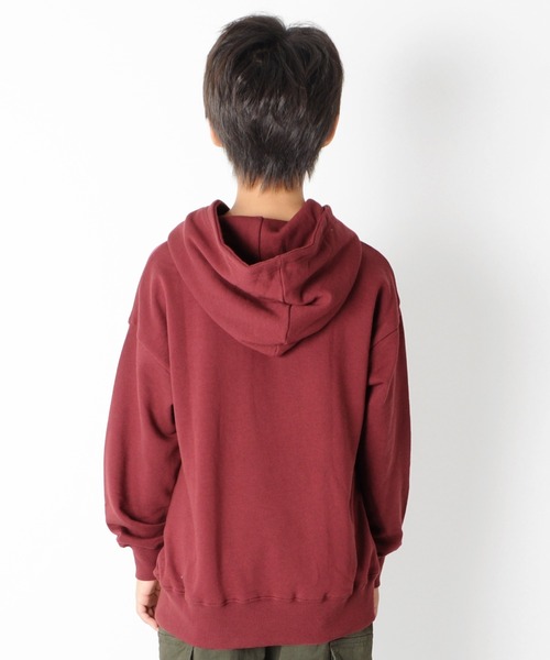 GLAZOS(グラソス)の「裏毛・ドロップショルダー刺繍ワッペンパーカー【セットアップ対応】(パーカー・キッズ・ブラック/エンジ/グレー・130cm/140cm/150cm/160cm/170cm)」の6枚目の写真