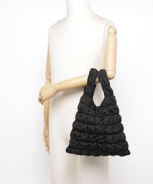 WEGO（ウィゴー）の「WEGO/シャーリングミニトート（トートバッグ・レディース・ブラック/オフホワイト・FREE）」の4枚目の写真