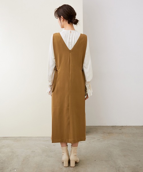 ROPE'（ロペ）の「【WEB限定】サイドベルトジャンパースカート（ジャンパースカート・レディース・ブラック/キャメル・38）」の11枚目の写真