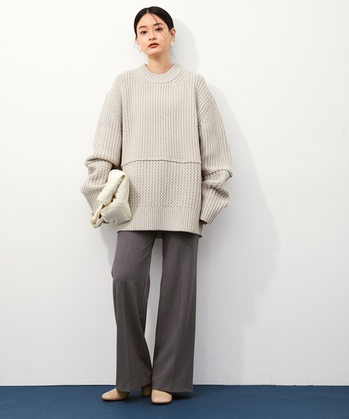 ADAM ET ROPE'(アダムエロペ)の「〈SHARE CLOSETシリーズ〉スイッチパターンニットプルオーバー(ニット/セーター・レディース・ライトグレー/ブラック・FREE)」の8枚目の写真