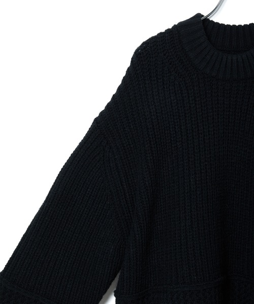 ADAM ET ROPE'(アダムエロペ)の「〈SHARE CLOSETシリーズ〉スイッチパターンニットプルオーバー(ニット/セーター・レディース・ライトグレー/ブラック・FREE)」の6枚目の写真