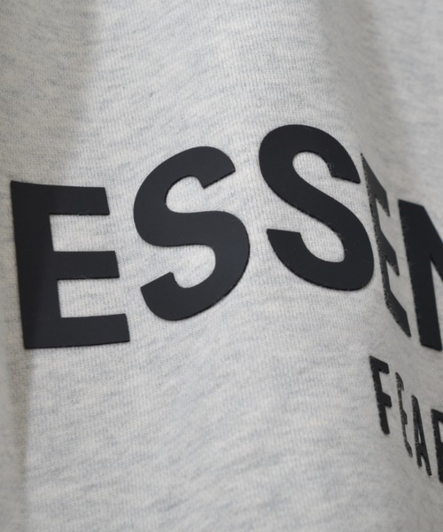 FOG ESSENTIALS(エフオージーエッセンシャルズ)の「ESSENTIALS /エッセンシャルズ バックロゴ クルーネックスウェット(スウェット・メンズ・ブラック/ヘザーグレー/ベージュ/ブラウン/アイボリー・S/M/L/XL)」の7枚目の写真