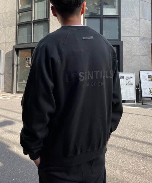 FOG ESSENTIALS(エフオージーエッセンシャルズ)の「ESSENTIALS /エッセンシャルズ バックロゴ クルーネックスウェット(スウェット・メンズ・ブラック/ヘザーグレー/ベージュ/ブラウン/アイボリー・S/M/L/XL)」の16枚目の写真