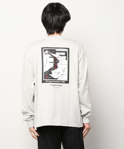 Woods(ウッズ)の「異素材ポケット バックプリント ロングスリーブTシャツ(Tシャツ/カットソー・メンズ・ホワイト/ブラック/グレー・XL/L/M)」の7枚目の写真