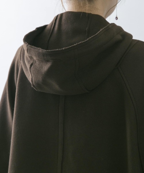 URBAN RESEARCH ROSSO WOMEN（アーバンリサーチ　ロッソ）の「ポンチョコート（その他アウター・レディース・ブラック/ブラウン・FREE）」の16枚目の写真