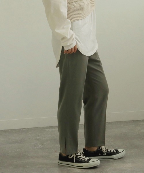 AULI（アウリィ）の「【低身長向けサイズ】PJサイドスリットアンクルテーパードパンツ（その他パンツ・レディース・ブラック/カーキ/モカ・S/XS/XXS）」の17枚目の写真