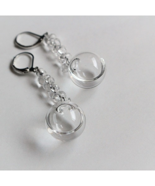 tone(トーン)の「【muku】water glass ball(MA)(イヤリング・レディース・シルバー・FREE)」の1枚目の写真