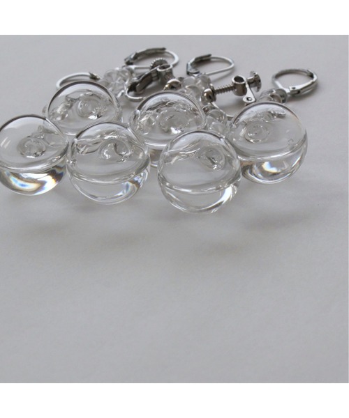 tone(トーン)の「【muku】water glass ball(MA)(イヤリング・レディース・シルバー・FREE)」の4枚目の写真