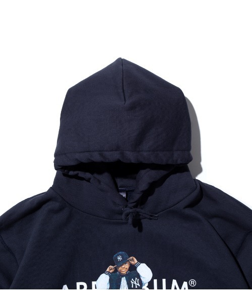 APPLEBUM（アップルバム）の「“NY Yankees Boy” Sweat Parka（パーカー・メンズ・ヘザーグレー/ネイビー・MEDIUM/XX-LARGE/LARGE/X-LARGE）」の4枚目の写真