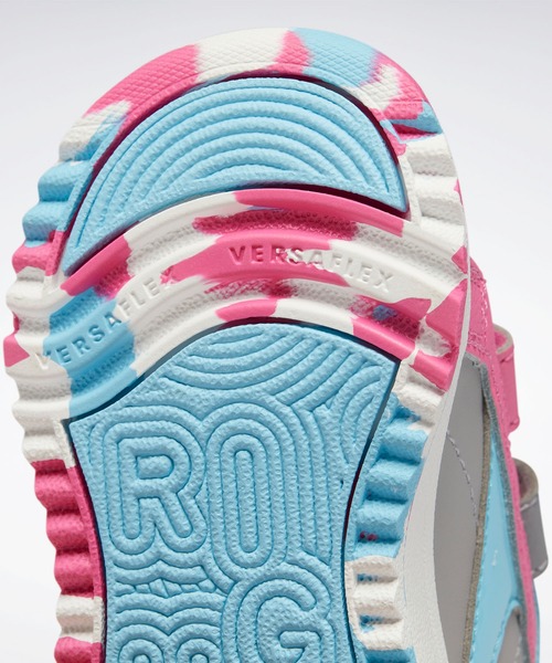 Reebok(リーボック)の「ウィーボック クラスプ ロー / Weebok Clasp Low(スニーカー・キッズ・グレー系その他/ベージュ系その他・12cm/15.0cm/16.0cm/14.0cm/13.0cm)」の7枚目の写真