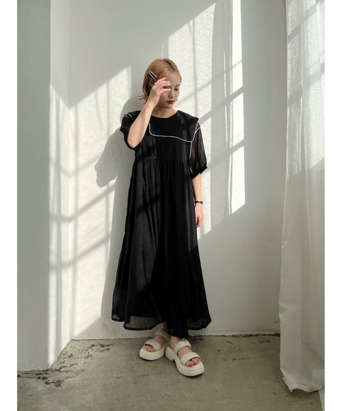 JUMELLE(ジュメロ)の「刺繍キルトサンダル(サンダル・レディース・アイボリー・SMALL/MEDIUM)」の5枚目の写真