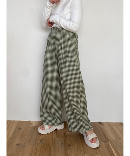 JUMELLE(ジュメロ)の「刺繍キルトサンダル(サンダル・レディース・アイボリー・SMALL/MEDIUM)」の8枚目の写真