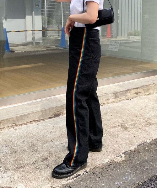 WHO'S WHO gallery(フーズフーギャラリー)の「【SLOPPY/スロッピー】レインボーデニム(デニムパンツ・レディース・ブラック/ブルー/サックスブルー・FREE/SMALL)」の11枚目の写真