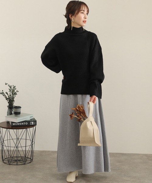 ElegChic(エレグシック)の「裏起毛フレアスカート(スカート・レディース・杢グレー/ライトカーキ/ブラック/ライトベージュ・4L/XL/M)」の2枚目の写真