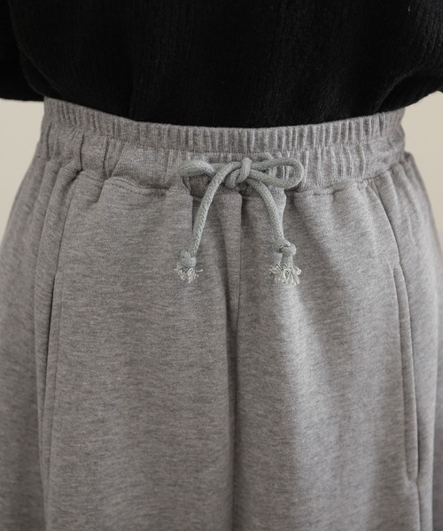 ElegChic(エレグシック)の「裏起毛フレアスカート(スカート・レディース・杢グレー/ライトカーキ/ブラック/ライトベージュ・4L/XL/M)」の22枚目の写真