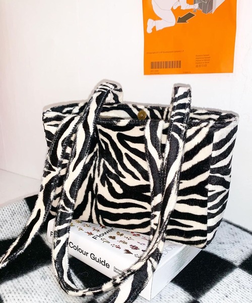 Bonjour Girl(ボンジュールガール)の「【Planforotherday/プラン・フォー・アザーデイ】CROIFFLE MINI BAG クロワッフルミニバッグ(トートバッグ・レディース・ホワイト/ブラウン系その他/ブラウン系その他2/ブラック・FREE)」の2枚目の写真