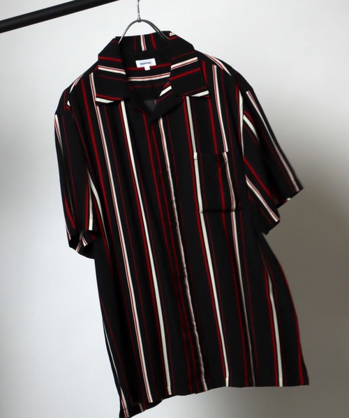 Salong hameu（サロン ハミュー）の「無地・総柄レーヨンアロハシャツ メンズ レディース/半袖開襟シャツ（シャツ/ブラウス・メンズ・ホワイト/チャコールグレー/ライトグレー/ブラック/ブルー/ホワイト系その他/グレイッシュベージュ/ブラック系その他/ブラック系その他2/ブラック系その他3/ブラック系その他4/ブラック系その他5/ブラック系その他6/ホワイト系その他2/ブラウン系その他/グレー系その他/ブラック系その他7/ブラック系1/ブラック系2/ブラック系4/ブラック系3・LL/M/L/S）」の8枚目の写真