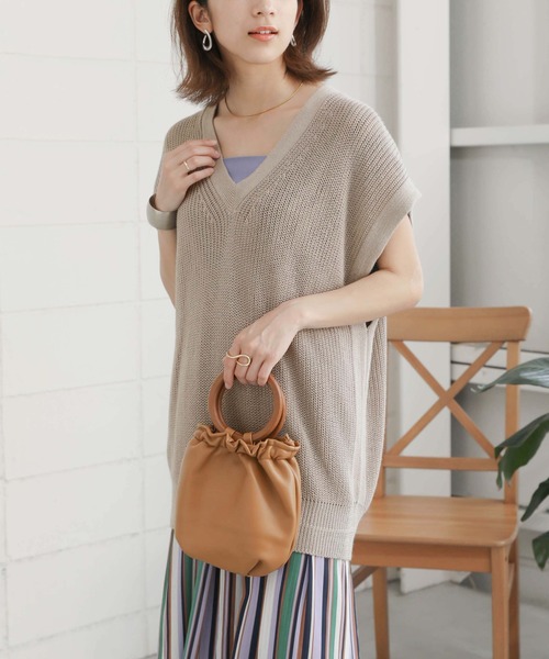 Bou Jeloud(ブージュルード)の「麻混裾ラメ片畦ニットプルオーバー(ニット/セーター・レディース・ブラック/カーキ/グレー系その他・FREE)」の1枚目の写真