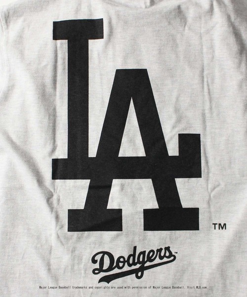 AVIREX（アヴィレックス）の「【WEB&DEPOT限定】MLB×AVIREXドジャース Tシャツ/Dodgers T-SHIRT（Tシャツ/カットソー・レディース・ライトグレー/ブラック/ダークグリーン・MEDIUM/LARGE/X-LARGE）」の14枚目の写真