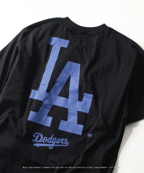 AVIREX（アヴィレックス）の「【WEB&DEPOT限定】MLB×AVIREXドジャース Tシャツ/Dodgers T-SHIRT（Tシャツ/カットソー・レディース・ライトグレー/ブラック/ダークグリーン・MEDIUM/LARGE/X-LARGE）」の15枚目の写真