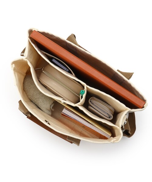 SHOO・LA・RUE（シューラルー）の「◆【3層】整理整頓できちゃうキャンバストート（トートバッグ・レディース・ダークブラウン/カーキ/アイボリー・00）」の11枚目の写真