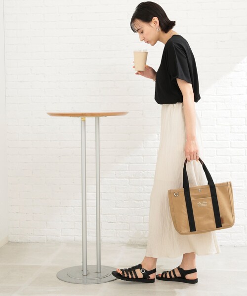 SHOO・LA・RUE（シューラルー）の「◆【3層】整理整頓できちゃうキャンバストート（トートバッグ・レディース・ダークブラウン/カーキ/アイボリー・00）」の19枚目の写真