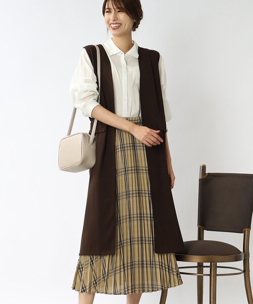 DRESKIP（ドレスキップ）の「◆異素材切り替えロングジレ（ベスト・レディース・ブルー/ブラック/ダークブラウン/サンドベージュ・00）」の7枚目の写真