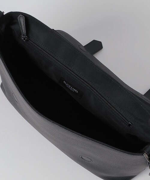 BLACK LABEL CRESTBRIDGE（ブラックレーベル・クレストブリッジ）の 