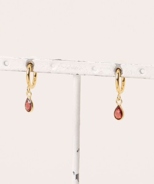 tone（トーン）の「【Agaro】No.232　天然石の一粒イヤリング(MA)（イヤリング・レディース・グレー/クリア/レッド/パープル/グリーン/レッド系その他/ブルー/ピンク/その他1/オレンジ/その他2/ブラック/その他3/グレー系1/レッド系・FREE）」の10枚目の写真