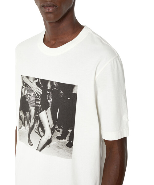 DIESEL(ディーゼル)の「メンズ Tシャツ デジタルフォト(Tシャツ/カットソー・メンズ・ホワイト/ピンク・SMALL/MEDIUM/LARGE/X-LARGE/XX-LARGE/X-SMALL/XXX-LARGE)」の3枚目の写真