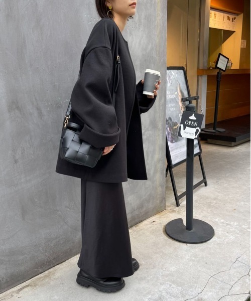 MAISON BREEZE（メゾンブリーズ）の「【MAISON BREEZE】ニットメルトンミドルコート（ノーカラージャケット・レディース・アイボリー/ブラック/グレー・FREE）」の6枚目の写真