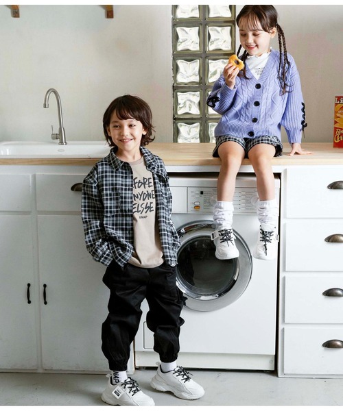 ANAP kids(アナップキッズ)の「チェックシャツ(シャツ/ブラウス・キッズ・ブラック/グレイッシュベージュ・120cm/110cm/130cm)」の7枚目の写真