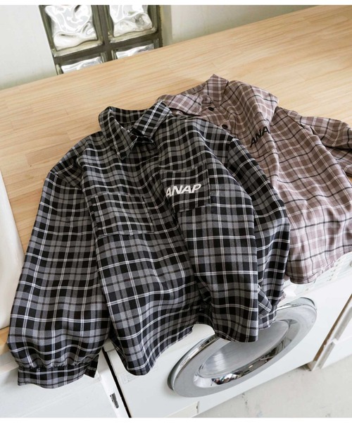 ANAP kids(アナップキッズ)の「チェックシャツ(シャツ/ブラウス・キッズ・ブラック/グレイッシュベージュ・120cm/110cm/130cm)」の9枚目の写真