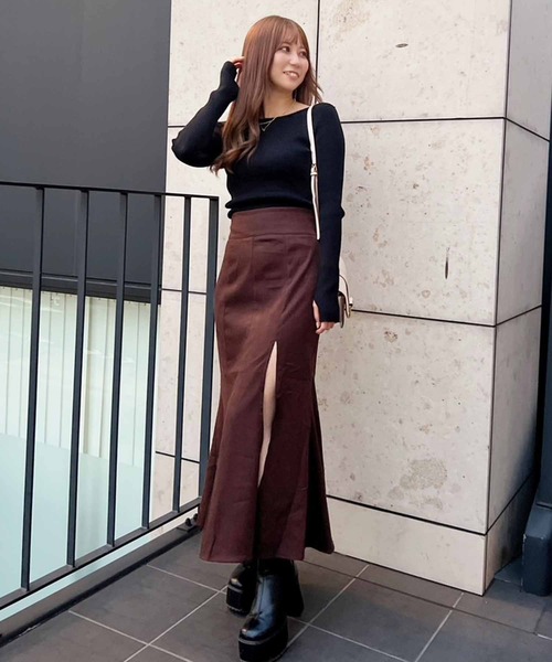 ANAP（アナップ）の「バックオープンサムホールリブニットトップス（ニット/セーター・レディース・ブラック/アイボリー/ブラウン/オレンジ/ダークブラウン/オフホワイト・FREE）」の20枚目の写真