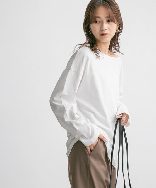 KBF（ケイビーエフ）の「アシメネックカットソー（Tシャツ/カットソー・レディース・オフホワイト/ブラック/ブルー系その他・ONE）」の7枚目の写真