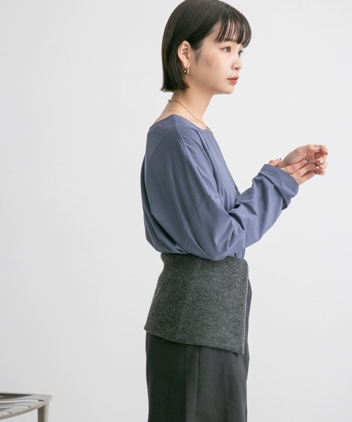 KBF（ケイビーエフ）の「アシメネックカットソー（Tシャツ/カットソー・レディース・オフホワイト/ブラック/ブルー系その他・ONE）」の22枚目の写真