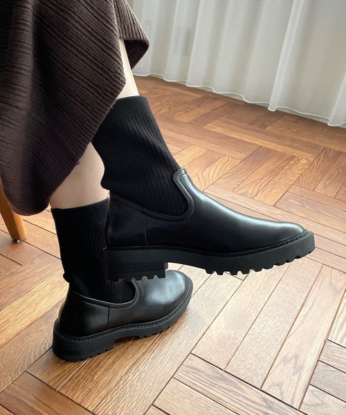 LOWRYS FARM（ローリーズファーム）の「ソックスブーツ　174982（ブーツ・レディース・ブラック/ブラウン・MEDIUM/LARGE）」の6枚目の写真